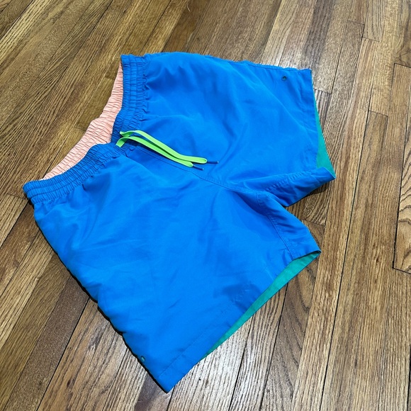 Men’s Chubbies Reversible Swim Shorts - Picture 1 of 6